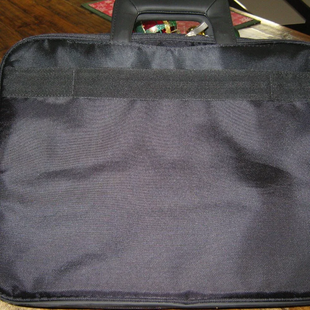 New, Dell 15